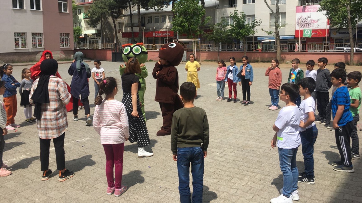 10 Bin okul Kapsamında Şehit Murat Yıldırım MTAL'nin Drama Etkinliği